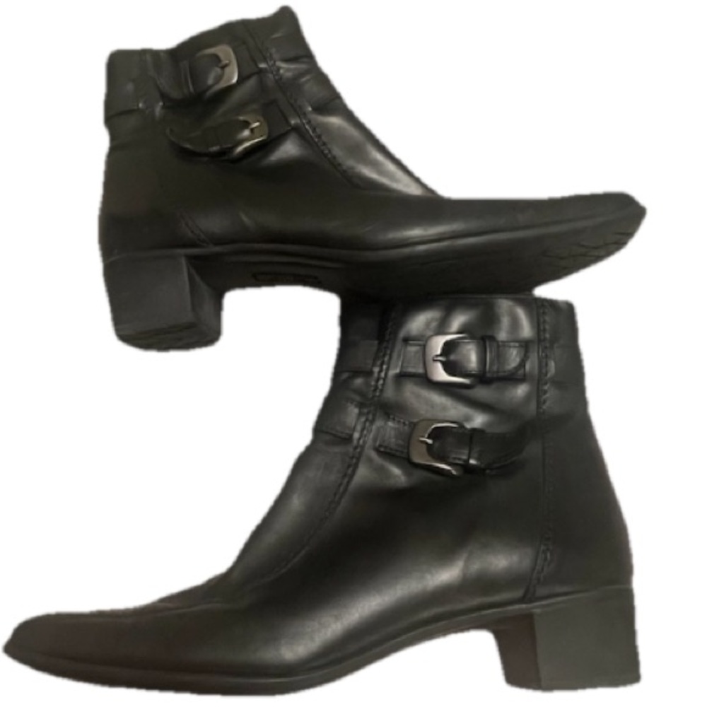 VTG 90’s Chelsea Booties